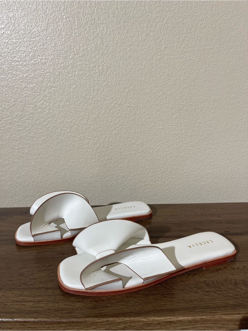 CECELIA NEW YORK White Leather Slide Sandals